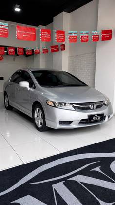 HONDA CIVIC 1.8 LXS 16V FLEX 4P MANUAL HONDA CIVIC 1.8 LXS 16V FLEX 4P MANUAL